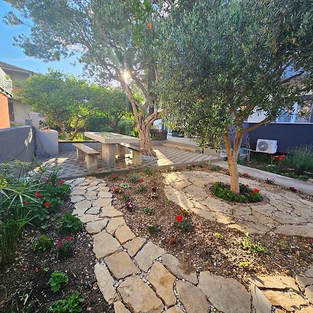 Apartmani Dianna Kastela Exterior photo