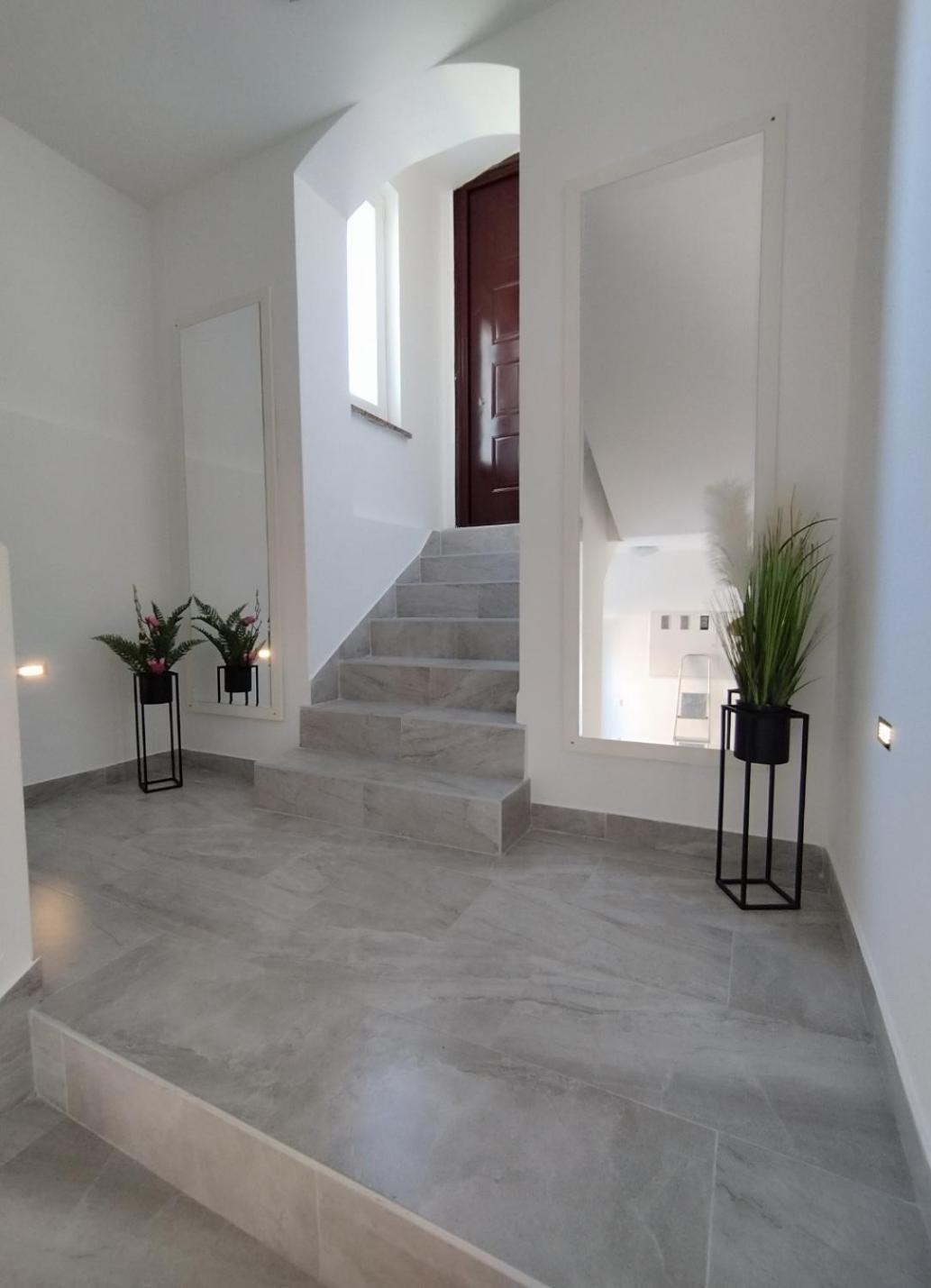 Apartmani Dianna Kastela Exterior photo