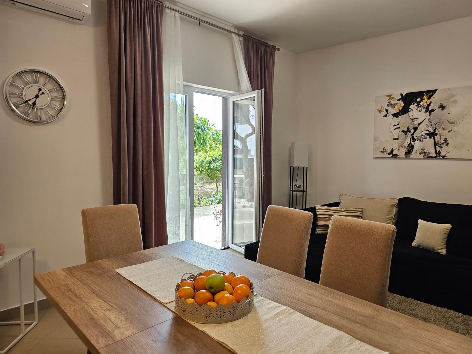 Apartmani Dianna Kastela Exterior photo