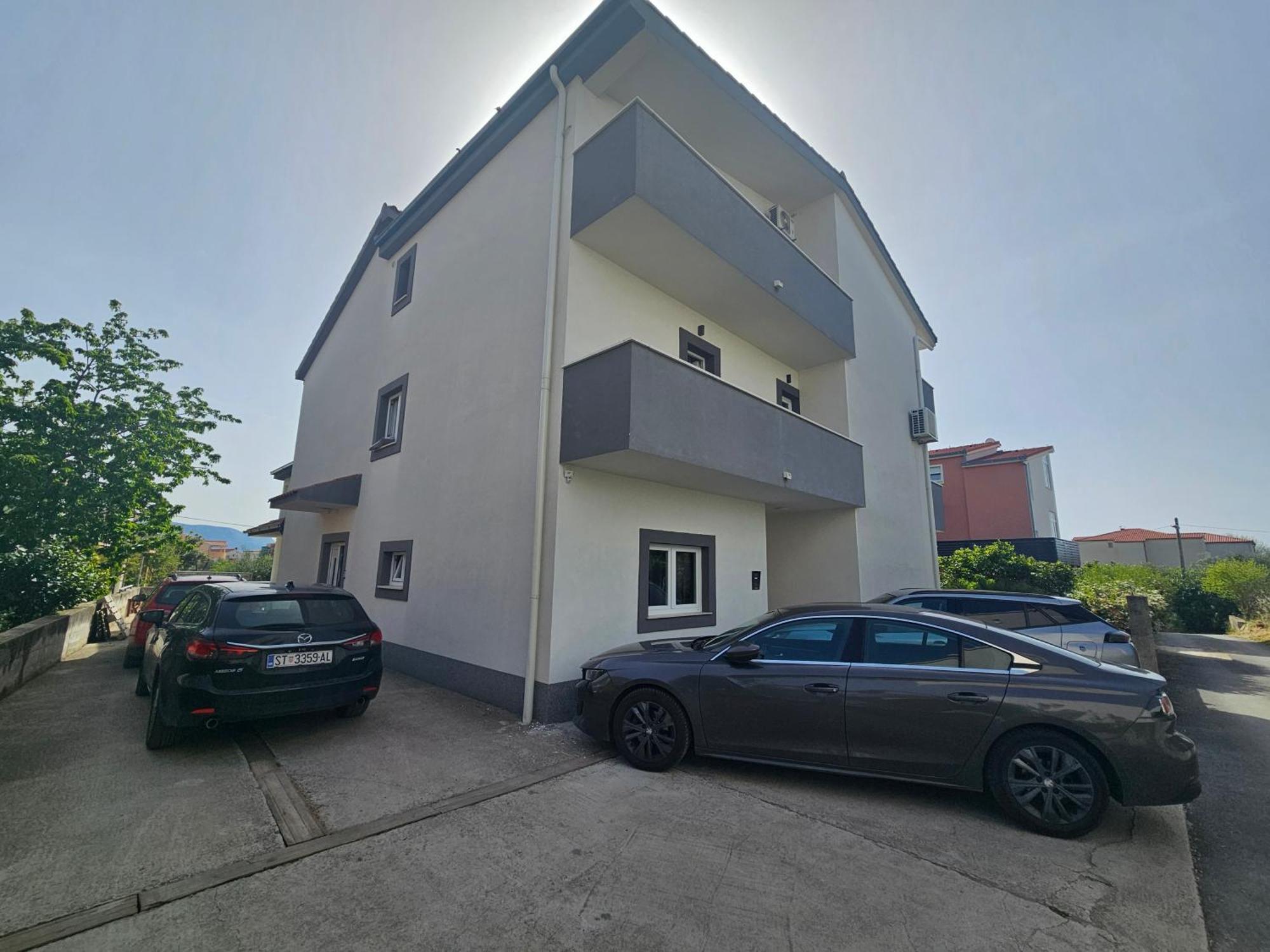 Apartmani Dianna Kastela Exterior photo